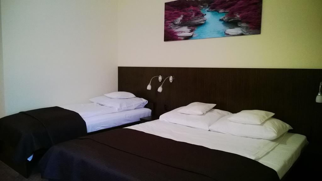 Hotel Yuca à Łódź Chambre photo