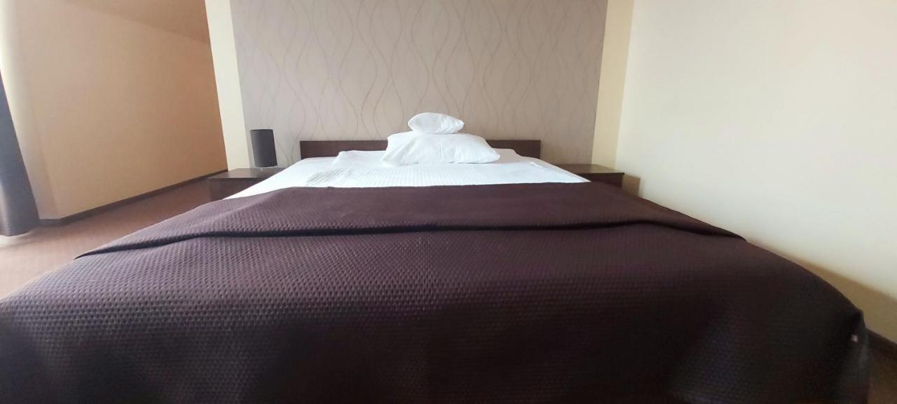 Hotel Yuca à Łódź Extérieur photo